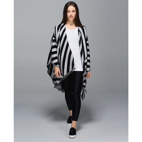 Lululemon Pranayama Wool Stripe Wrap OS - Picture 1 of 9